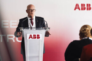 ABB France – Réindustrialisation, innovation et souveraineté industrielle au cœur d’un projet stratégique 6 ABB Inauguration BD©PVerticale C.Hudry 20